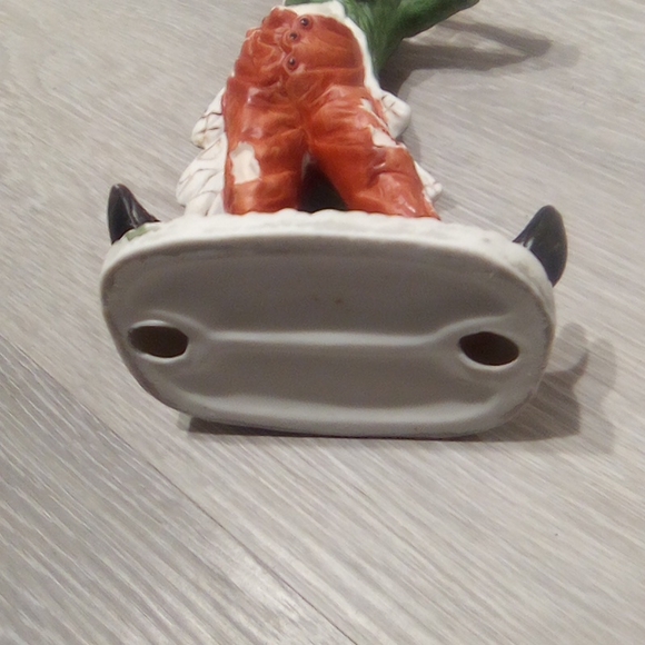 Vintage Ceramic Creepy Clown Figure Blowing Horn - Picture 5 of 13